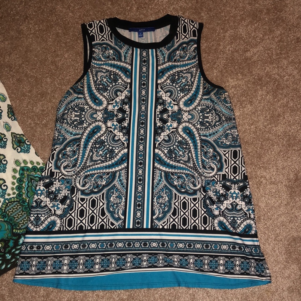 Two Apt 9 small tops - Picture 3 of 5